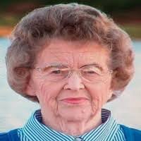 Jeanette Briscoe's Instagram, Twitter & Facebook