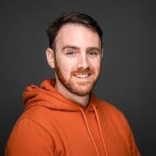 Chris Engelhardt's Instagram, Twitter & Facebook