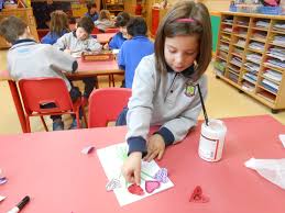 Ver más ideas sobre ilustraciones, imágenes, dibujos. Manualidades Faciles Para El Dia De La Madre Brains Nursery School