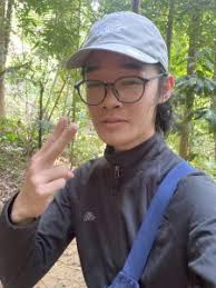 The boy who talked to trees: social anxiety made a weirdo