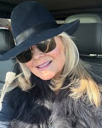 Paris Gordon (@parisgordoninc_) • Instagram photos and videos