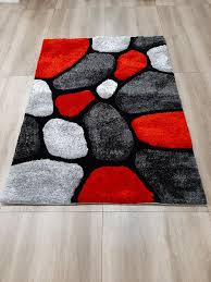 The creation of alfombras begins on the last sunday before easter, when the bumpy cobblestone streets of the old guatemalan city are covered with a layer of leveled sand, to create a nice plane. Alfombras Ml Quito Photos Facebook