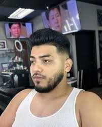 Got my client cleaned up with a mid skin fade ! 💈💈🔥🔥 #barber  #stpetebarber #femalebarber #midskinfade #pinellasparkbarber #freskofadez  #freskofadezbarbershop #freskofadez4 #thefemalebarbercollective