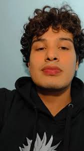 Manuel Ozuna (manuelo0641)