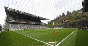 Sporting también inauguró su nueva sede, el josé alvalade stadium, el 10 de junio de 1956. 7 Of Europe S Most Weird Wonderful Football Stadiums Ht Media