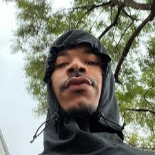 Jonathan Rabon's Instagram, Twitter & Facebook