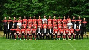 Download and install rennes foot live 2.7 on windows pc. Rennes La Photo Officielle Des Joueurs Du Stade Rennais Rennes Maville Com