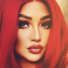 Debbie Howes (@iamdebbiehowes) • Instagram photos and videos