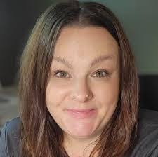 Lexi Hunter's Instagram, Twitter & Facebook