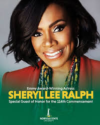 Kelli Bailey's Instagram, Twitter & Facebook