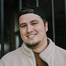 Dwayne Kitchen's Instagram, Twitter & Facebook