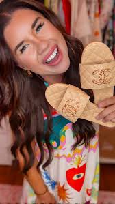 I’ll be wearing these for the rest of the summer! Want the link???? I KNOW  YA DO! 🤩🤩🤩