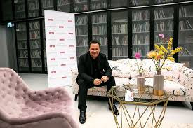 Guido maria kretschmer was born on may 11, 1965 in münster, germany. Guido Maria Kretschmer Es Ging Nicht Darum Sie Als Curvys Zu Fotografieren Plusperfekt