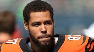 Bengals TE C.J. Uzomah suffered season-ending torn Achilles in loss to  Browns