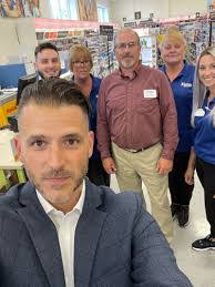 Dale Myatt's Instagram, Twitter & Facebook