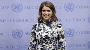 Graduada pela marlborough college, ela trabalha em. Em Dia Especial Princesa Eugenie Partilha Fotos Unicas Do Filho E Do Marido Famashow