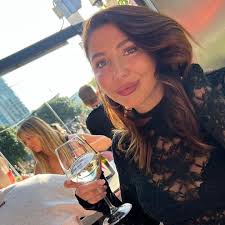 candice_pratt (@candice_pratt)