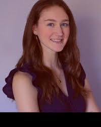 Gina Vassallo's Instagram, Twitter & Facebook