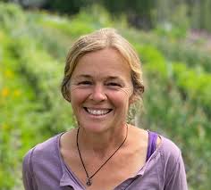 Christie Shell's Instagram, Twitter & Facebook