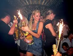 Another member of the famed inner circle, the hotel heiress reportedly met mr low in 2009. More Paris Topless Partying Hard With Jho Low Pics Fooyoh Entertainment