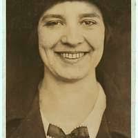 Anna Slöör, Mary Gallen-Kallela´s sister, wearing a hat. (14728189775)