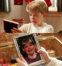 Buzz Your Girlfriend Woof Favorite Christmas Movie Of All Time Home Alone Movie Buzz Your Girlfriend Woof Funny Pictures