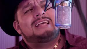 QUIÉRALA, BÚSQUELA, LLÁMELA