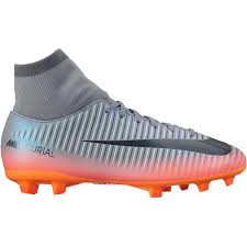 Cristiano ronaldo cr7 trägt in der saison 2019/2020 den mercurial superfly 7 elite fg von der firma nike. Nike Kinder Fussballschuhe Mercurial Victory Vi Cr7 Dynamic Fit Fg Online Kaufen Bei Intersport