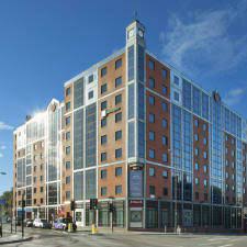 All rooms have air conditioning, a satellite tv with pay movies, tea/coffee facilities and a private bathroom. Hotel Crowne Plaza London Kings Cross London Trivago De