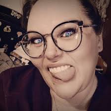 Ashley Helzer (missahelzer)