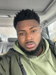 BREAKING...! ⚽️ 🎙 Like many footballers, he migrated from Liberia 🇱🇷  West Africa 🌍 during his pre- teenage years--blessed to have escaped  Liberia's civil carnage which lasted for 14 brutal yeqrs.... His