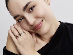 Divalia” la nueva colección de Isela Robles