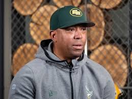 Simon says new Elks receiving corps looking like Green and Gold of old