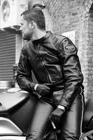 Pin By Ben Zarate On Men Wearing Leather Mens Leather Pants Leather Men Leather Outfit