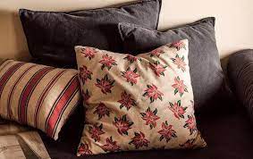 Ogni anno l'ormai noto brand, specializzato nella produzione di arredi low cost per interni ed esterni, rinnova la sua collezione di mobili e complementi. Zara Home Proposte Per Natale