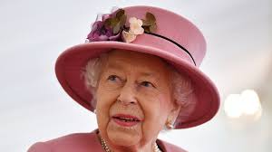 Doctors Concerned for Queen Elizabeth's Health, Royal Family Rushes to Her  Side