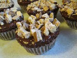 Coffee Crisp Cupcakes Coffee Crisp Food Desserts