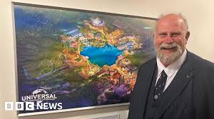 Universal theme park and government will deliver, says mayor