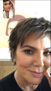 As a reminder this is what kylie's hair has looked like for much of the summer thus far: Kylie Jenner Looks Identical To Mom Kris Jenner In Short Pixie Wig People Com