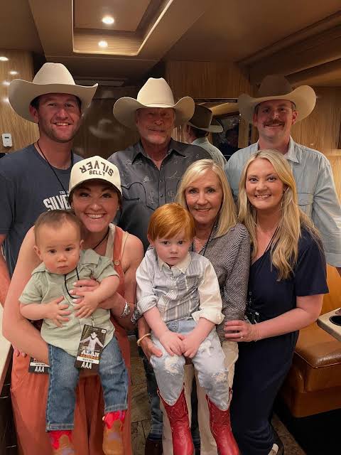 Heartwarming Family Moments at Alan Jackson's Tour Finale | TikTok