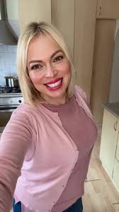 Staan op Sondag met Queen Aisha in Kaapstad