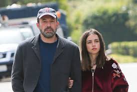 Explore quality entertainment images, pictures from top photographers around the world. Ben Affleck And Ana De Armas Have A Good Thing Going In Case That Wasn T Clear Vanity Fair