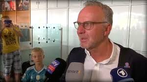 Wolfsburgs trainer erklärt, er habe überhaupt oliver glasner wird zur kommenden saison trainer beim bundesligisten vfl wolfsburg. Wolfsburg Trainer Oliver Glasner Meine Frau Entschied Uber Mein Leben Bundesliga Bild De