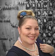 LaKisha's Jewelry Bar het 'n nuwe...