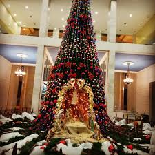 Pizza hut restaurant closed all branches in lebanon. Merrychristmas Christmastree Cascadamall Mall Happy New Year2018 Cascada Mall Lebanon In A Picture