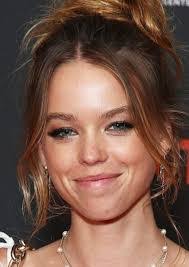 Lesley Peter's Instagram, Twitter & Facebook