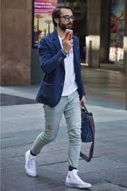 コンバース オールスター コーデ特集 王道スニーカーを使ったメンズの着こなしとオススメのモデルを紹介 メンズファッションメディア otokomae ページ 2 メンズ コーデ ハイカットスニーカー コーデ メンズ メンズファッション