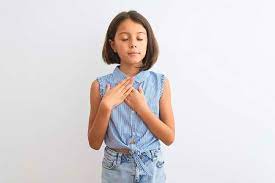 Gangguan pada lambung yang disebut gerd umumya akan menyebabkan mual serta rasa sakit di ulu hati dan dada setelah makan. Anak Sering Mengeluh Nyeri Dada Mungkin Ini Penyebabnya Alodokter