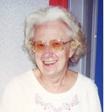 Barbara Lomas's Instagram, Twitter & Facebook