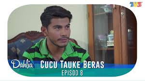 He chestnuts to become head of state in an office with a comfortable and air conditioned. Highlight Episod 8 Cucu Tauke Beras Youtube